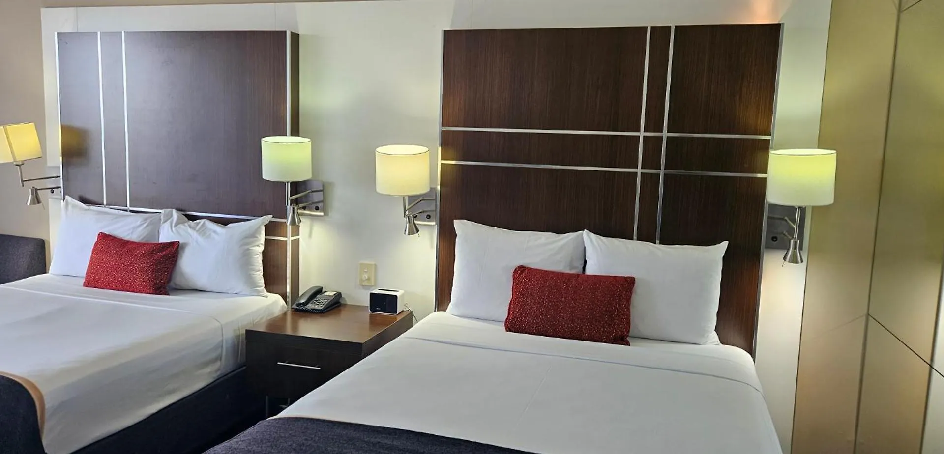 Sea View Studio High Floor Apartment Gold Coast
