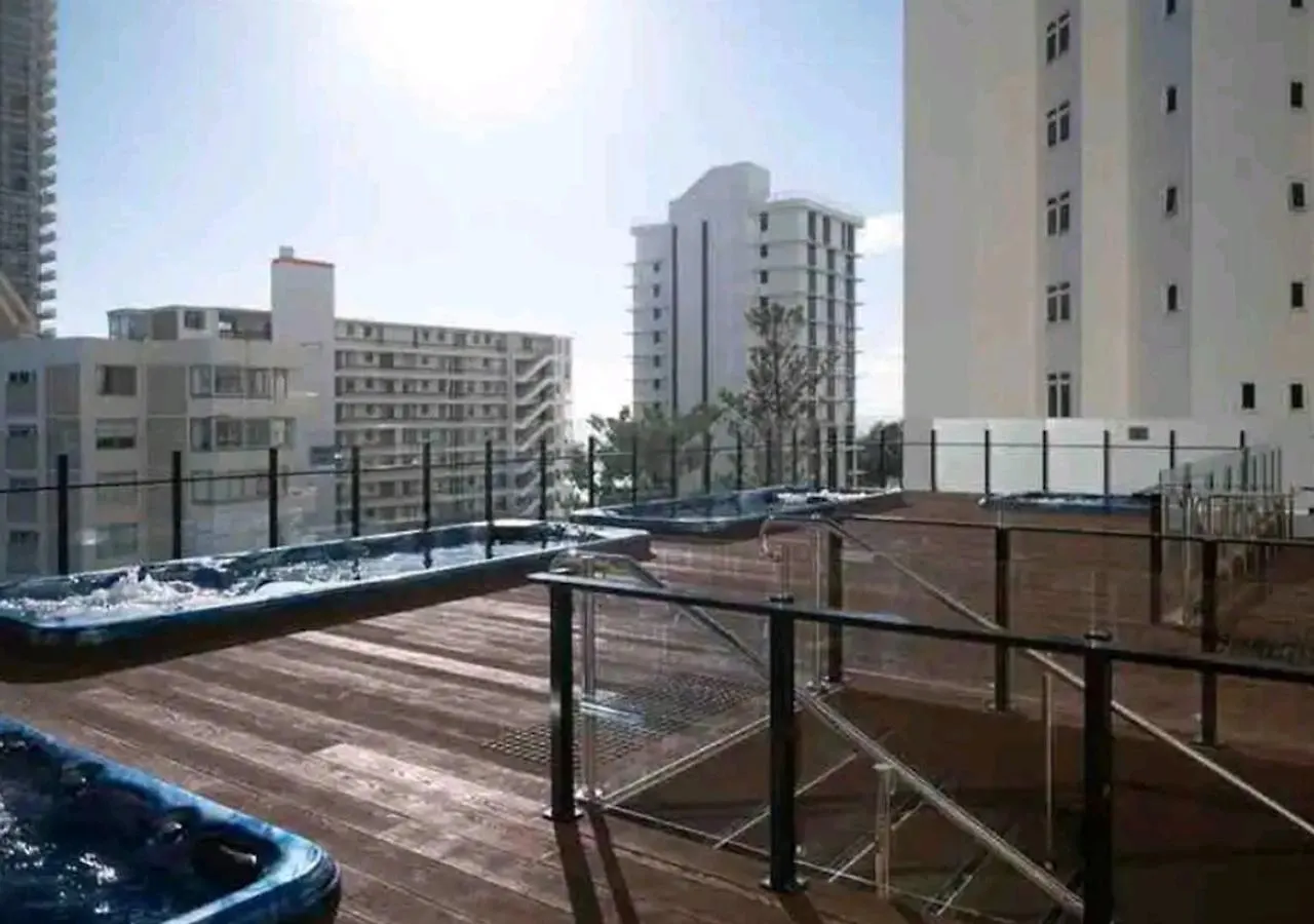 Sea View Studio High Floor Apartment Gold Coast Australia