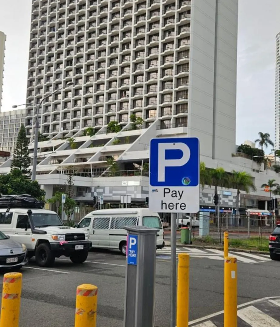 Sea View Studio High Floor Apartment Gold Coast