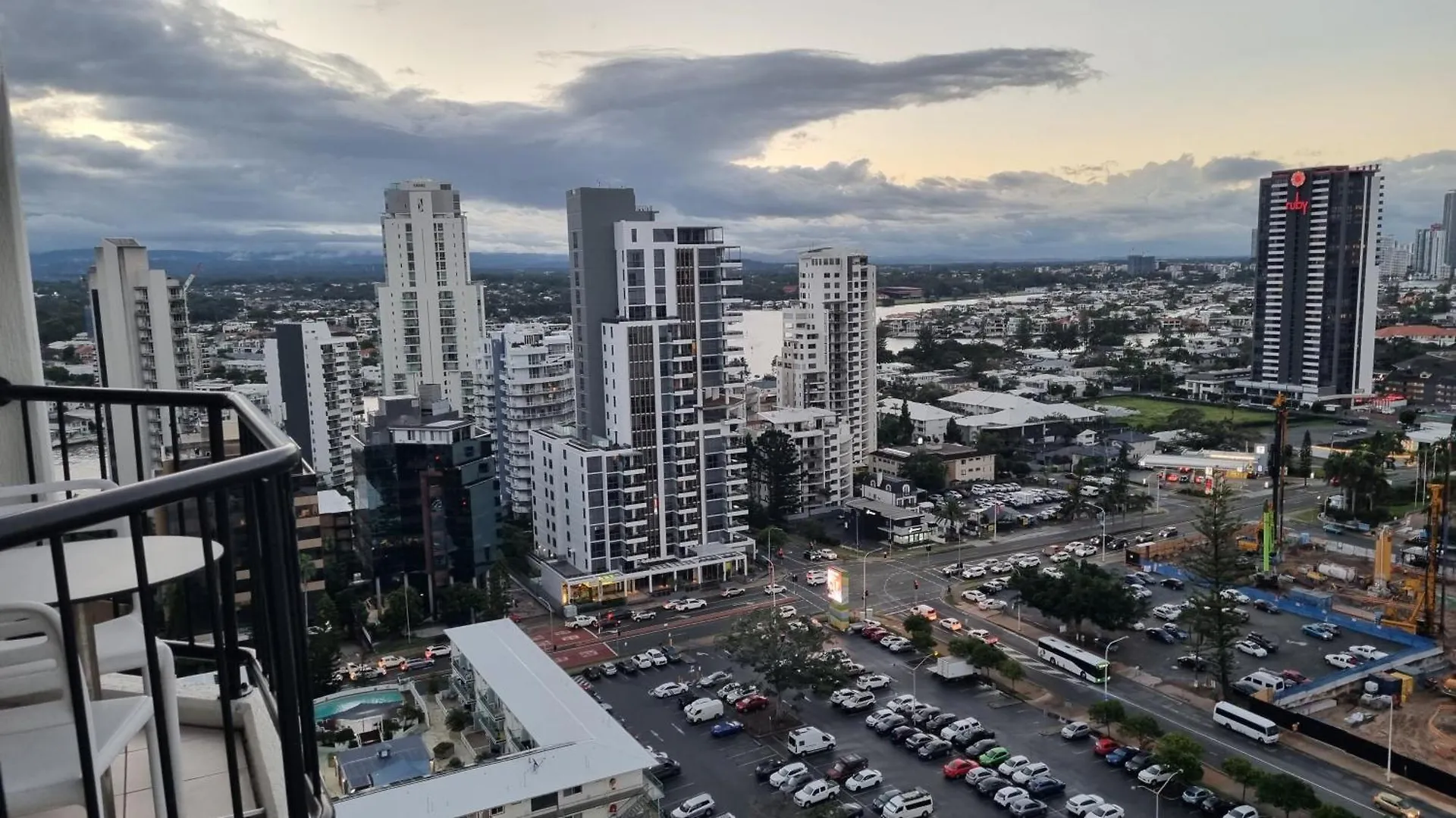 Sea View Studio High Floor Apartment Gold Coast