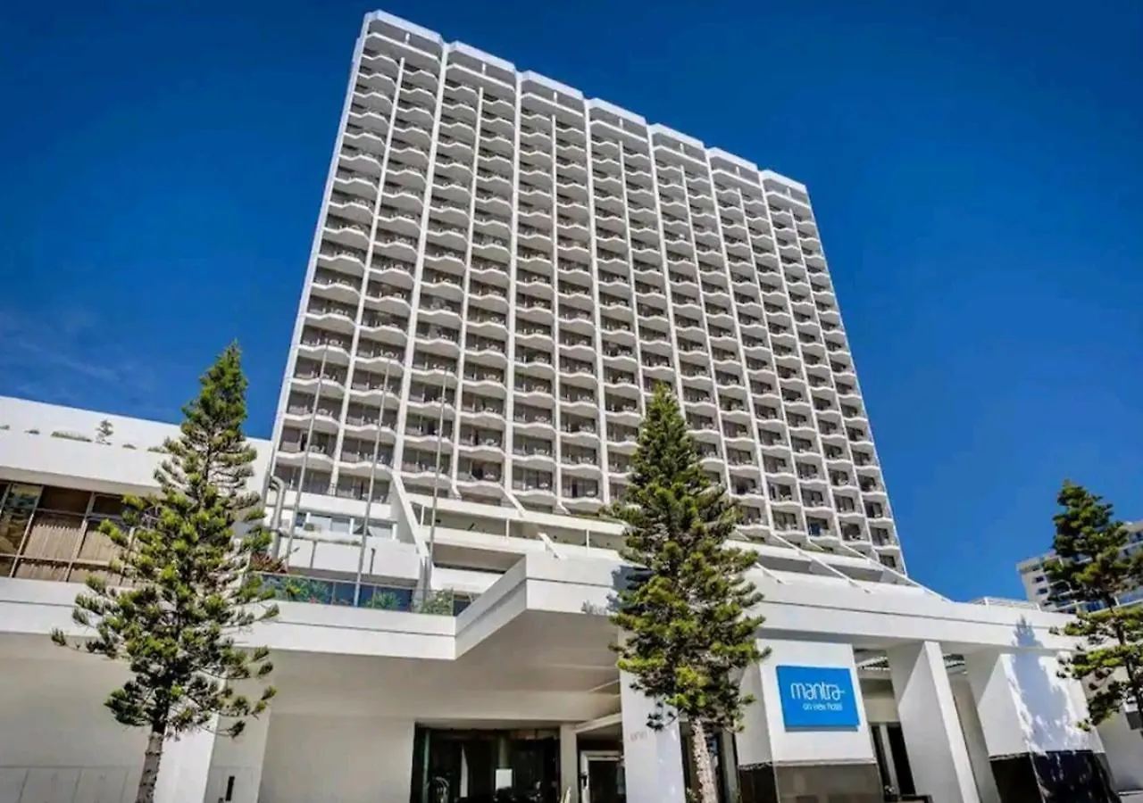 Sea View Studio High Floor Apartment Gold Coast